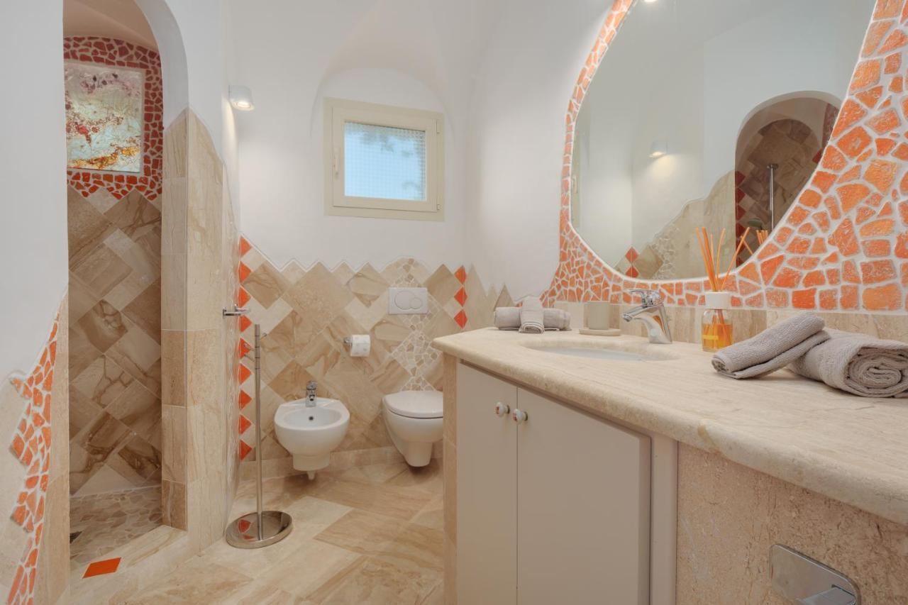 Villetta D'Arancia - Sherdenia Luxury Apartments Маринела Екстериор снимка